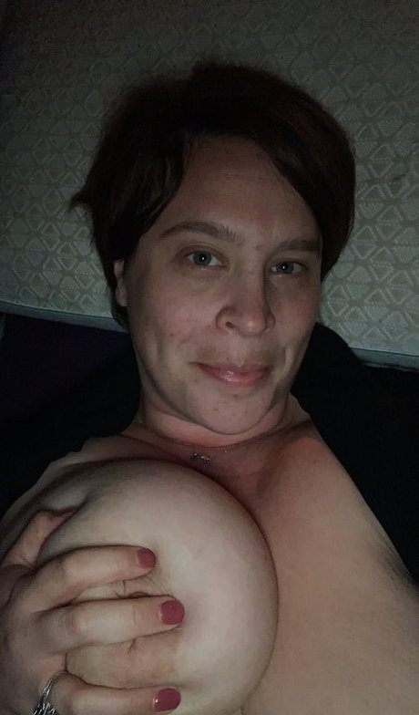 Juicy June photo 69