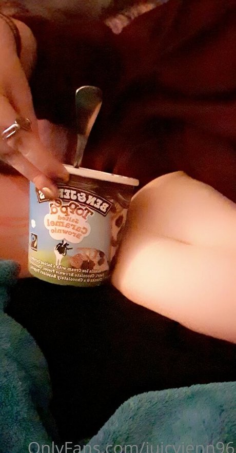 Juicyjenn96 photo 22