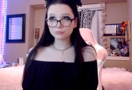 Juicyjulie1 photo 2