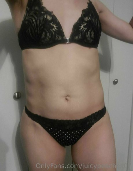 Juicypeaches07 photo 137