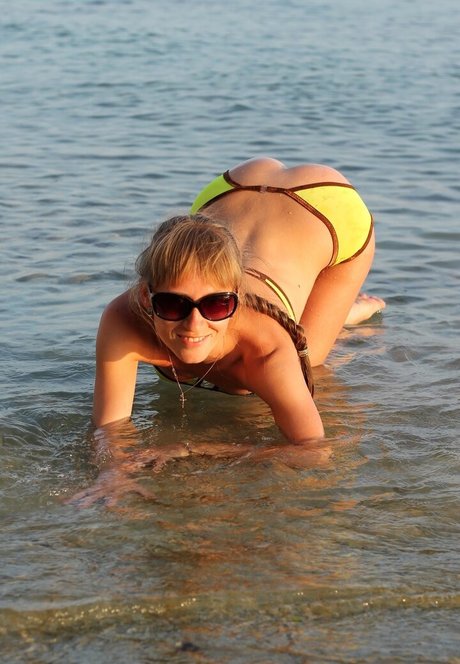 Jul_bikini photo 42