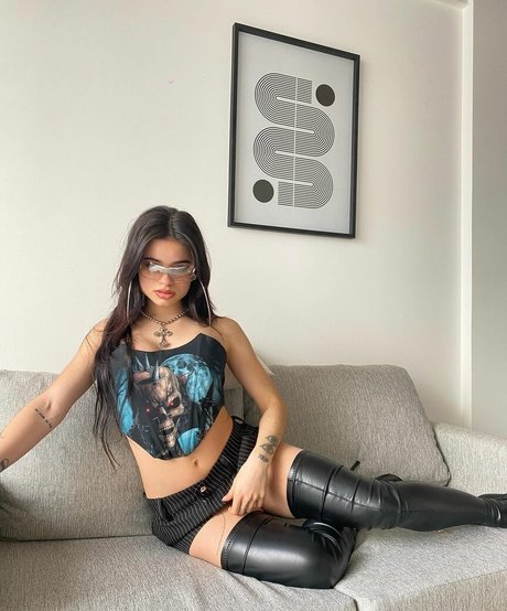 Juli Savioli photo 33
