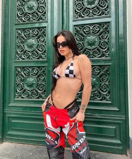 Juli Savioli photo 43