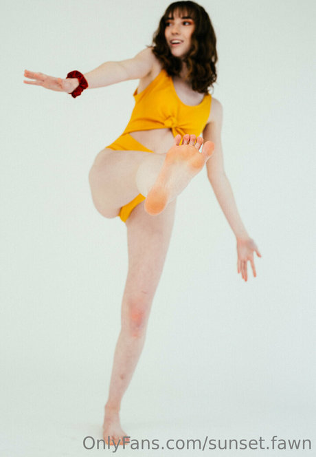 Julia Alves photo 31