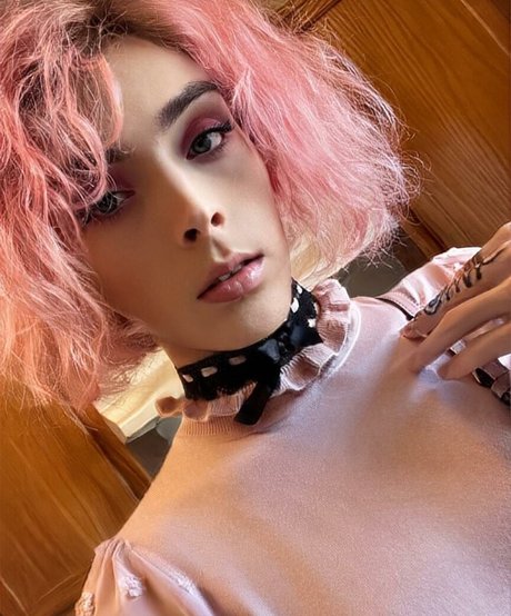 Julia Beatriz photo 23
