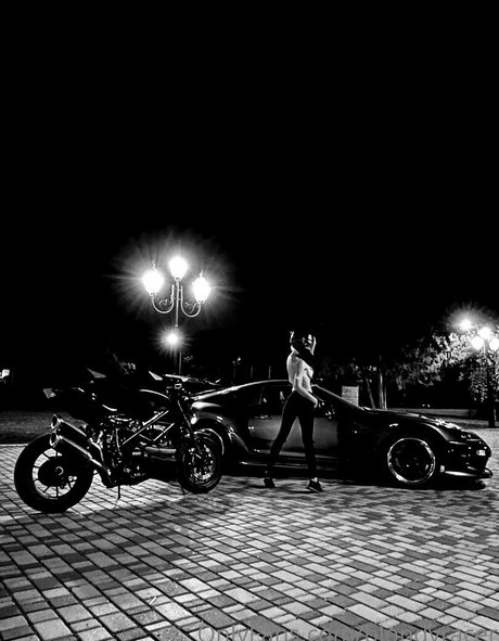 Julia_graff_free photo 31