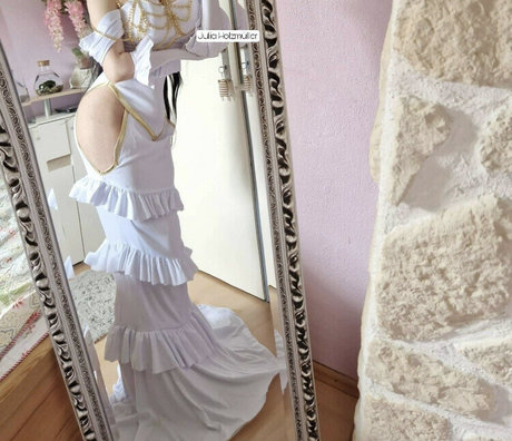 Julia Holzmuller photo 12