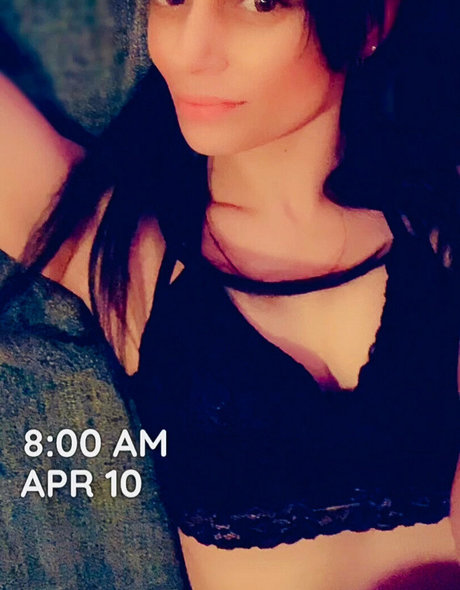 Julia Lauren photo 37