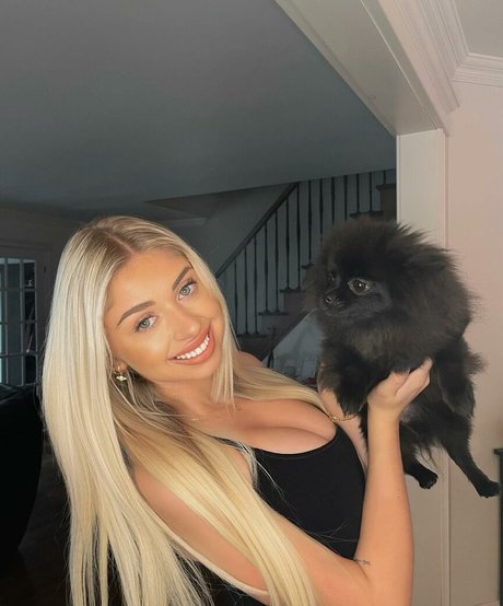 Julia Miller photo 69