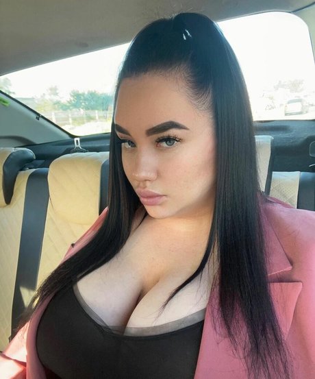 Julia Missi photo 20
