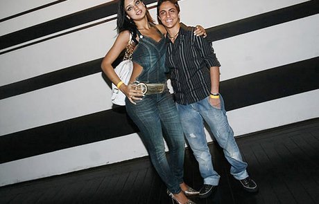 Julia Paes photo 110