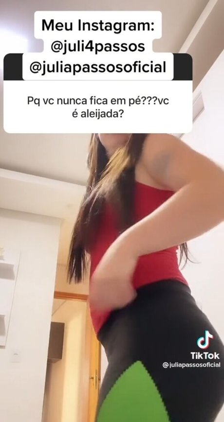 Julia Passos photo 19