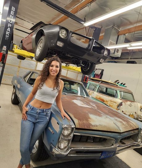 Julia Rilynn Greenhalgh photo 13