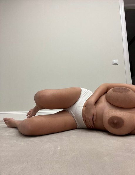 Julia Tica photo 131