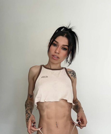 Julianna Leopold photo 38