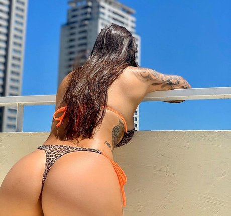Julieta Gandulfo photo 21