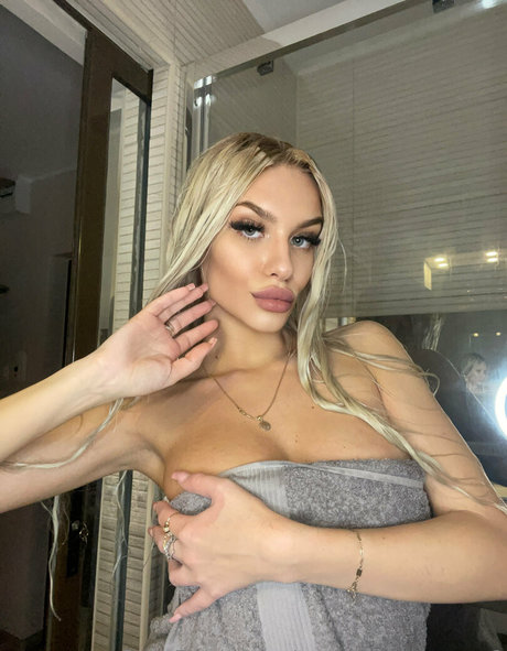 Julietaylor photo 13