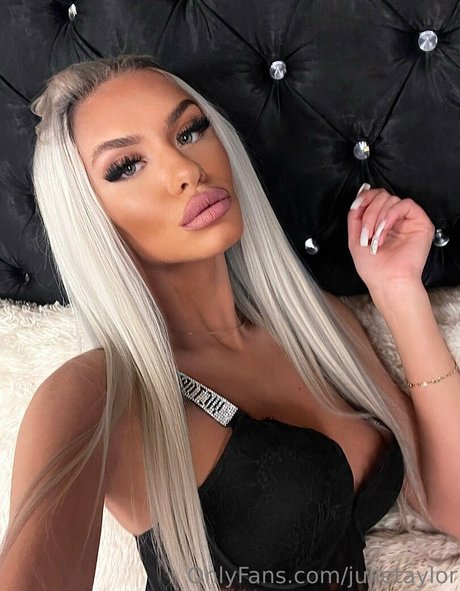 Julietaylor photo 31