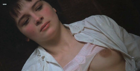 Juliette Binoche photo 12