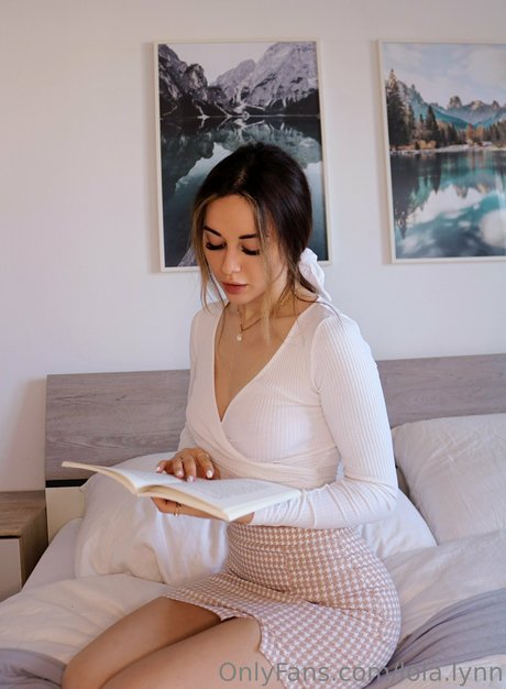 Lola Lynn photo 16