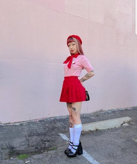 Justine Anne Crane photo 15