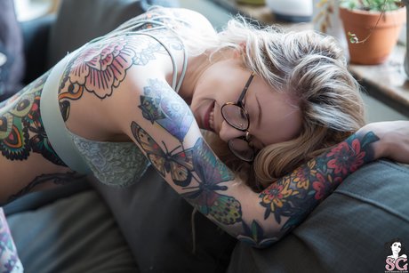 Bae Suicide photo 17