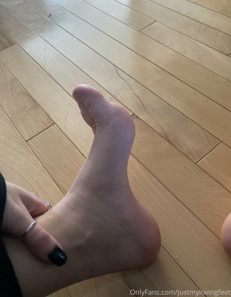 Justmylovingfeet photo 5