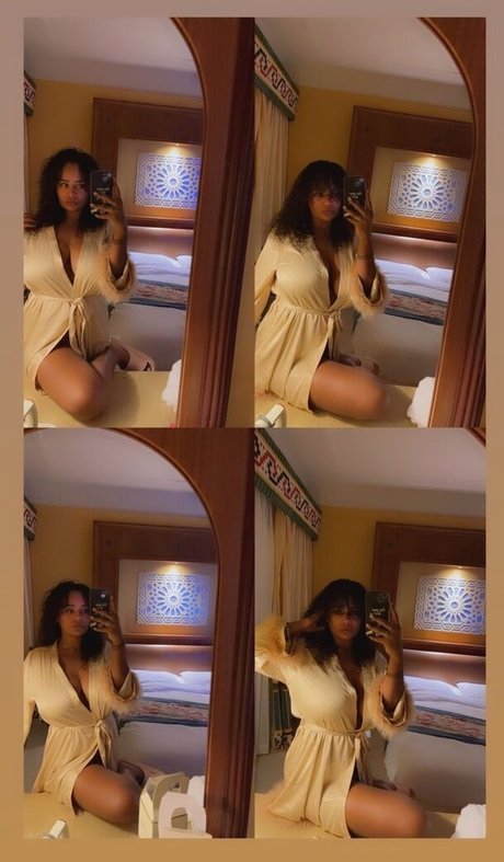 JustNati photo 100