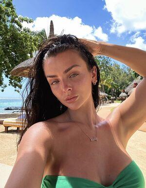 Kady McDermott photo 149