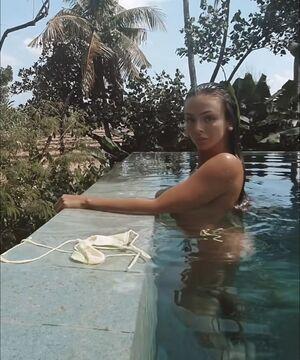 Kady McDermott photo 189