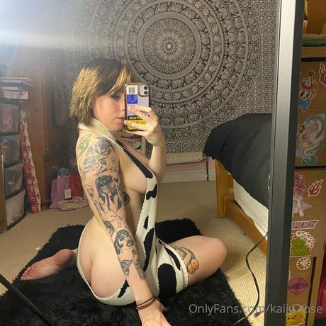 Kaiju_rose photo 427