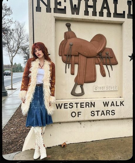 Kailee Morgue photo 4