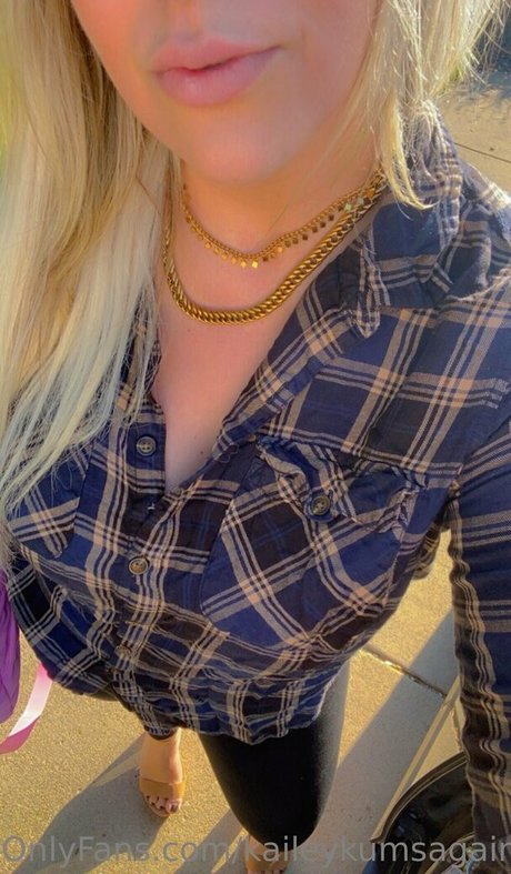 Kaileykumsagain photo 155