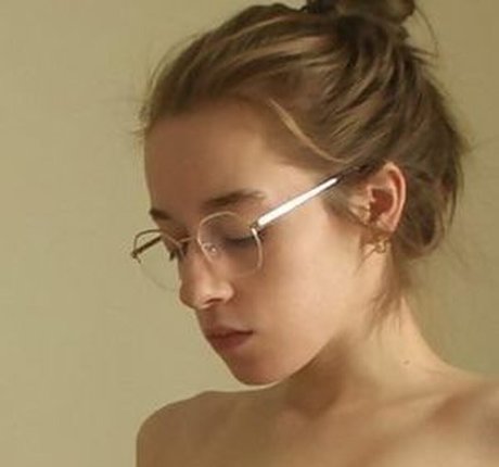 Kaitlan photo 9
