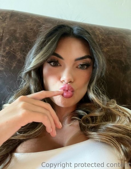 Kaitlyn Nguyen photo 81