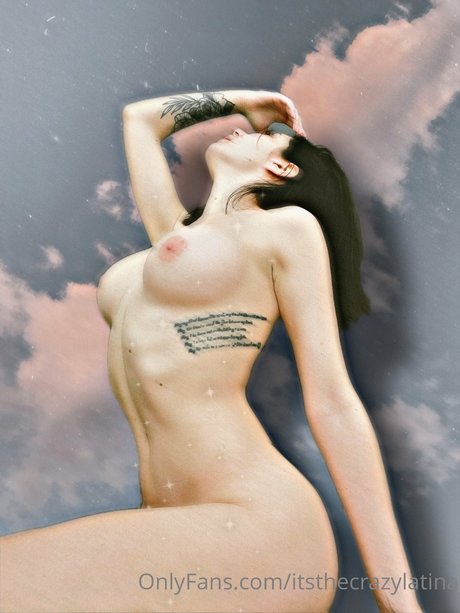 Kaity Sun photo 19
