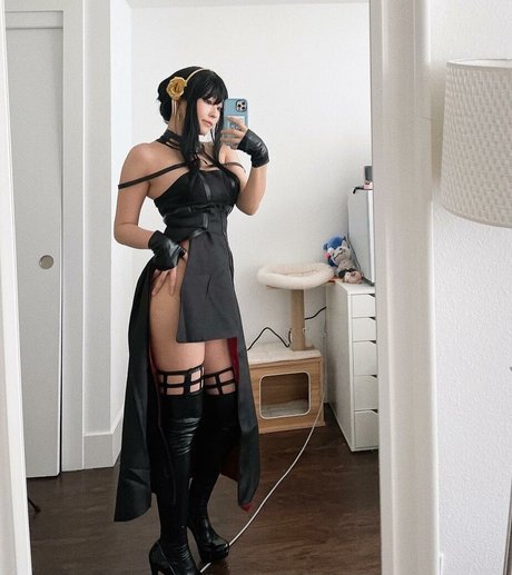 Kang Hee Yoon photo 9