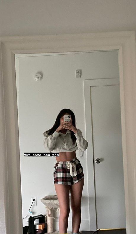 Kang Hee Yoon photo 10