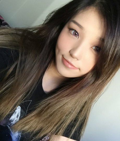 Kang Hee Yoon photo 31