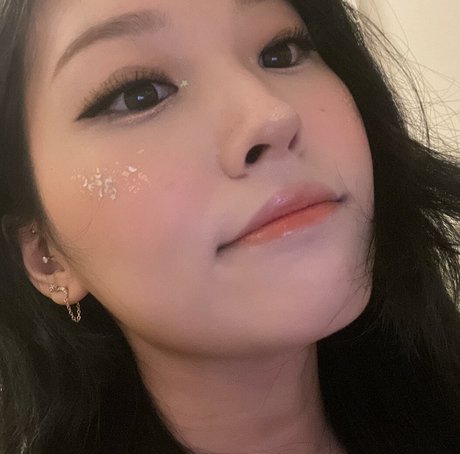 Kang Hee Yoon photo 43