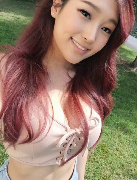 Kang Hee Yoon photo 68