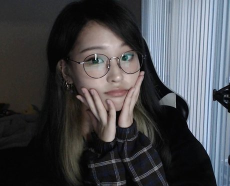 Kang Hee Yoon photo 74