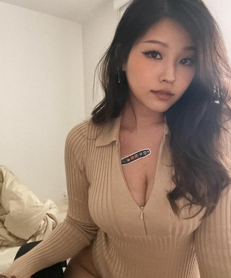 Kang Hee Yoon photo 155