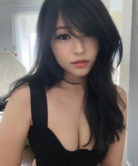 Kang Hee Yoon photo 185