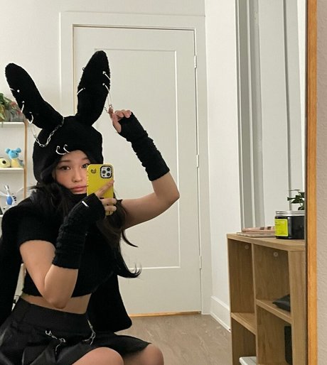 Kang Hee Yoon photo 194