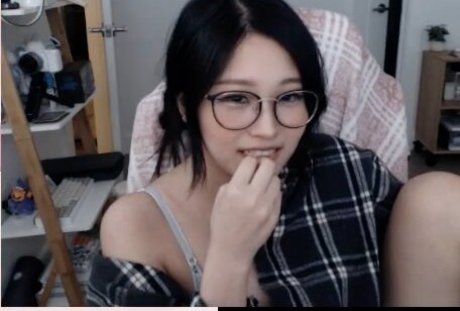 Kang Hee Yoon photo 224