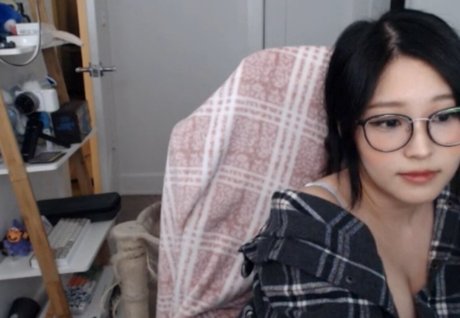 Kang Hee Yoon photo 232