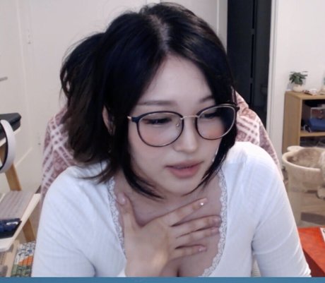 Kang Hee Yoon photo 248