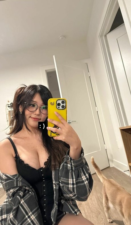 Kang Hee Yoon photo 255