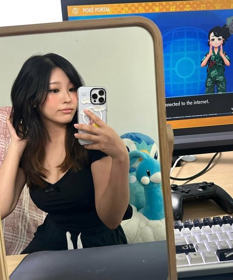 Kang Hee Yoon photo 283